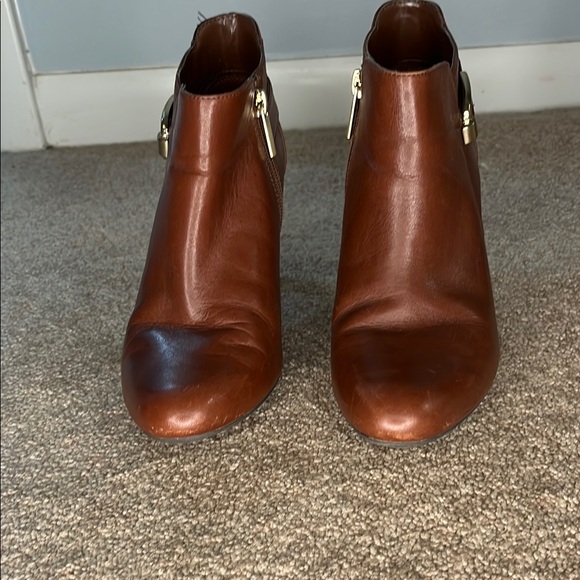 Bandolino Brown Ankle Boots with Gold Buckle - Picture 2 of 6